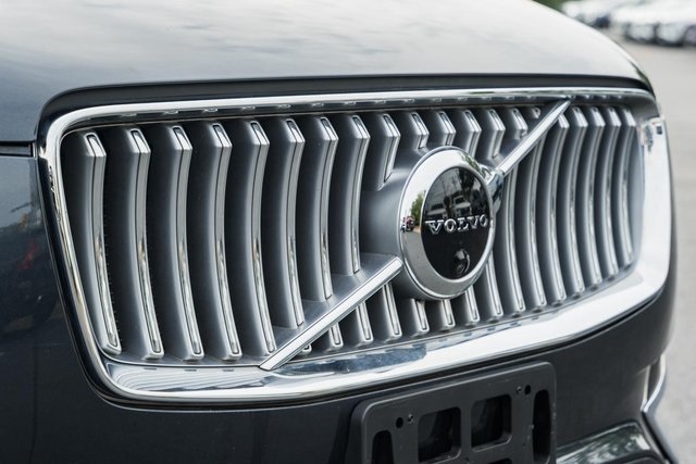 2022 Volvo XC90 Inscription AWD photo 9