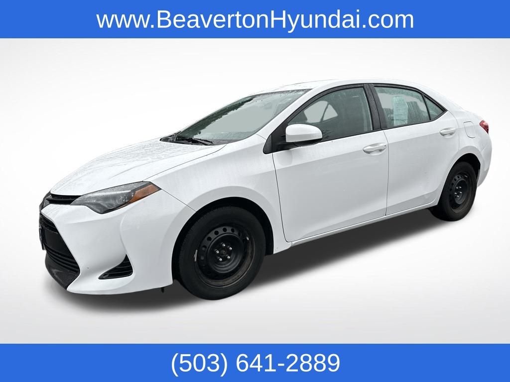 2019 Toyota Corolla LE photo 3