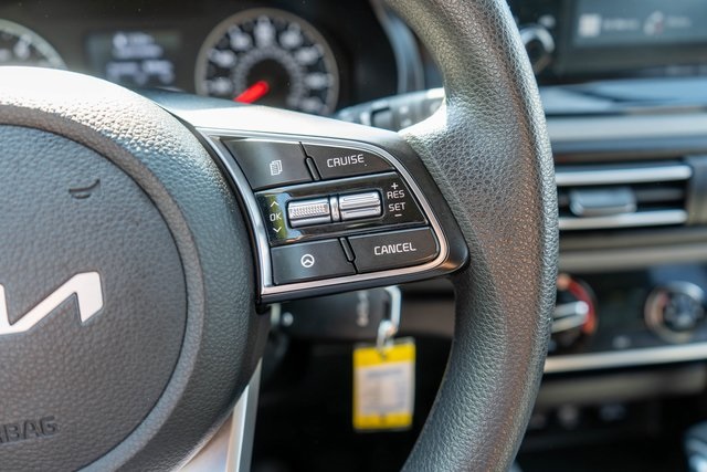 2023 Kia Seltos LX photo 20