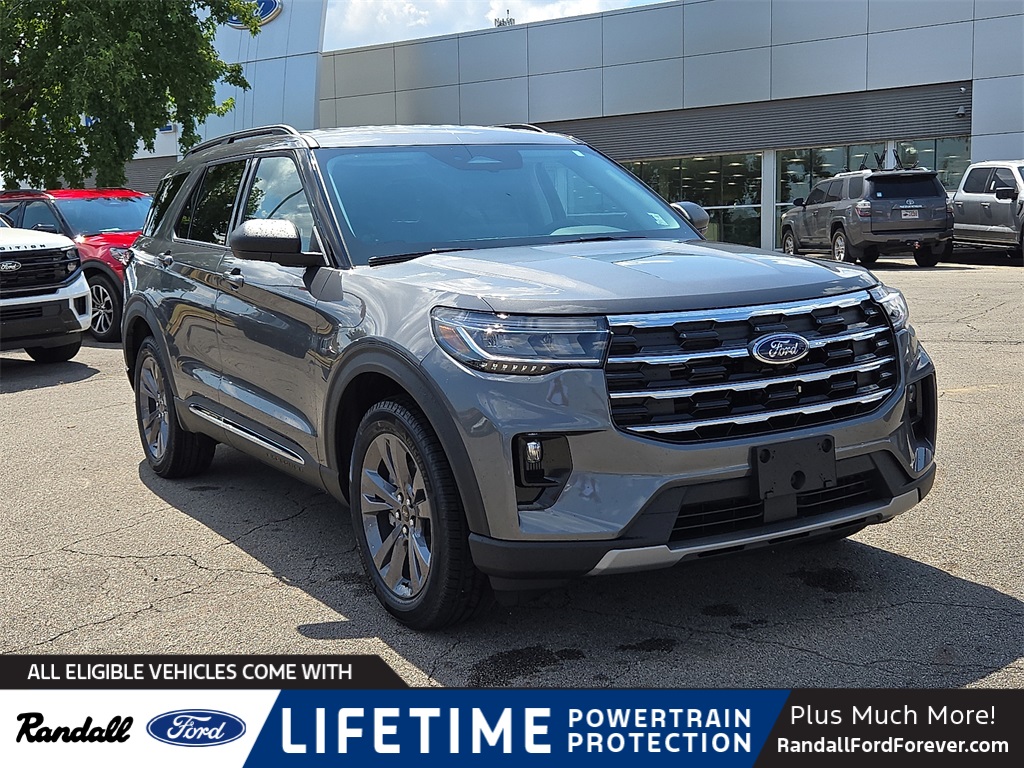 2025 Ford Explorer Active's photo