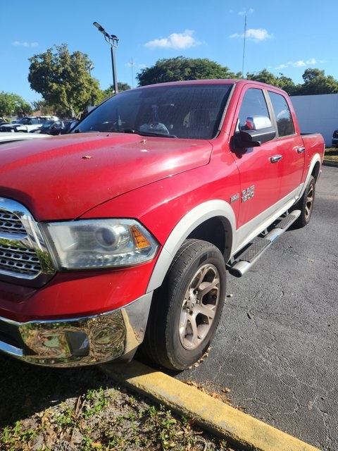 2016 RAM Ram 1500 Pickup Laramie's photo