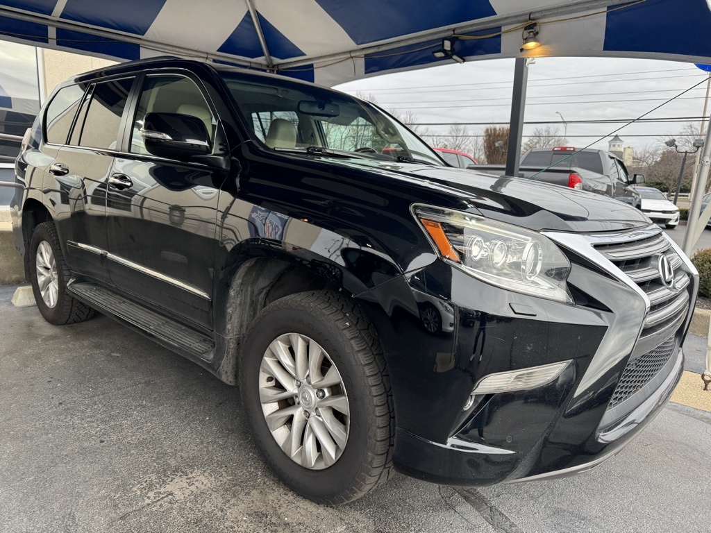 2015 Lexus GX Base's photo