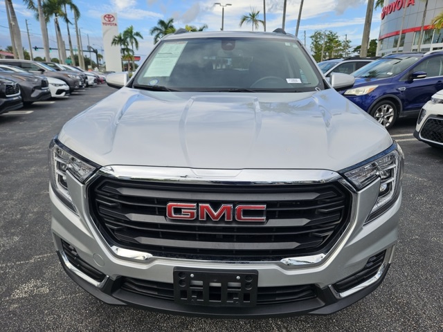 2022 Gmc Terrain SLE photo 4