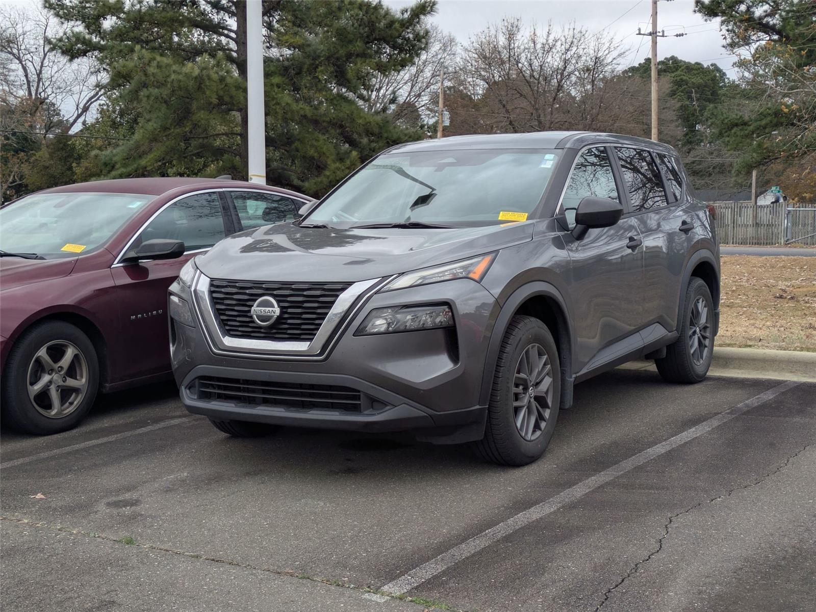 2021 Nissan Rogue S's photo