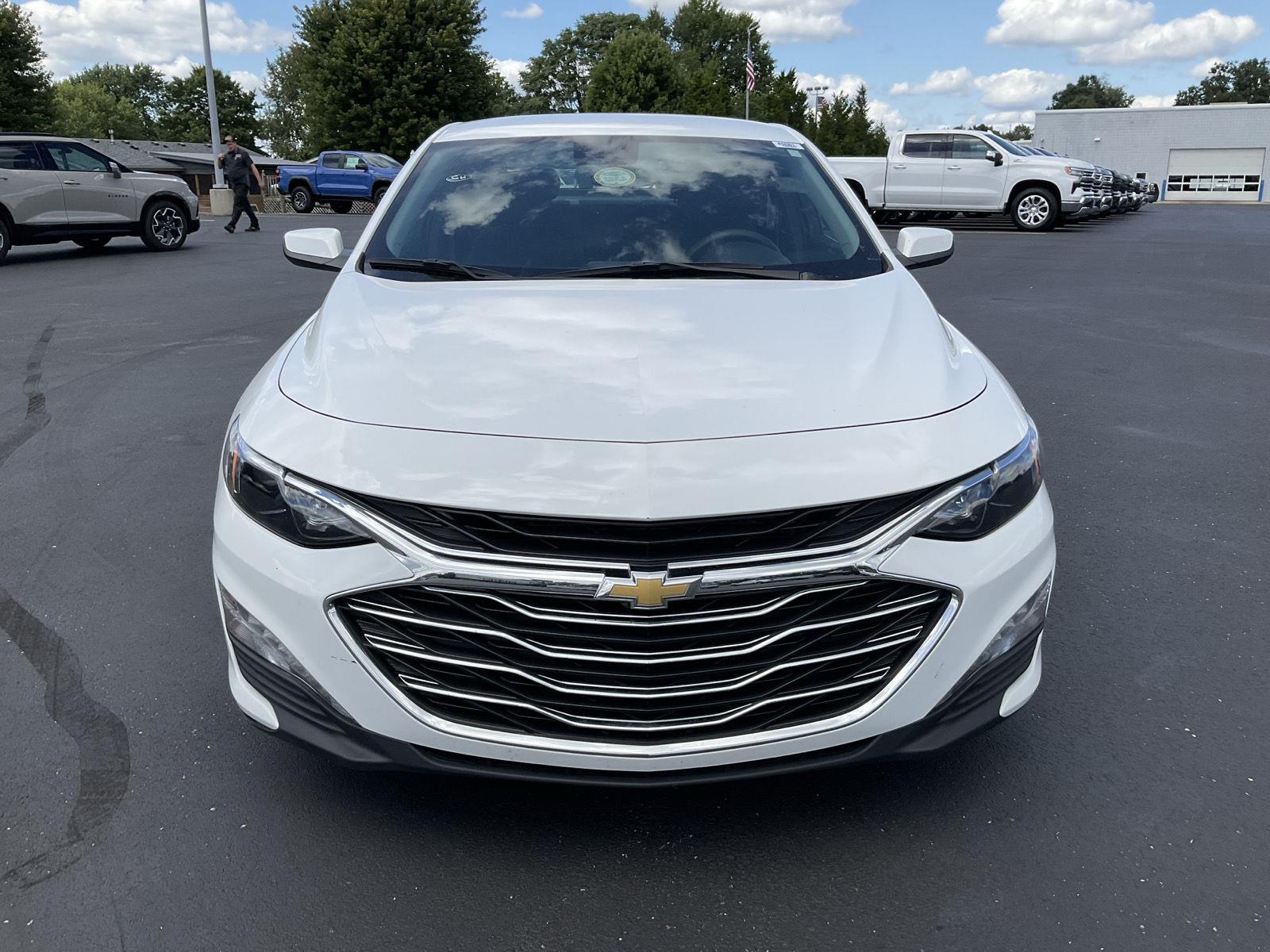 1G1ZD5ST6PF207329