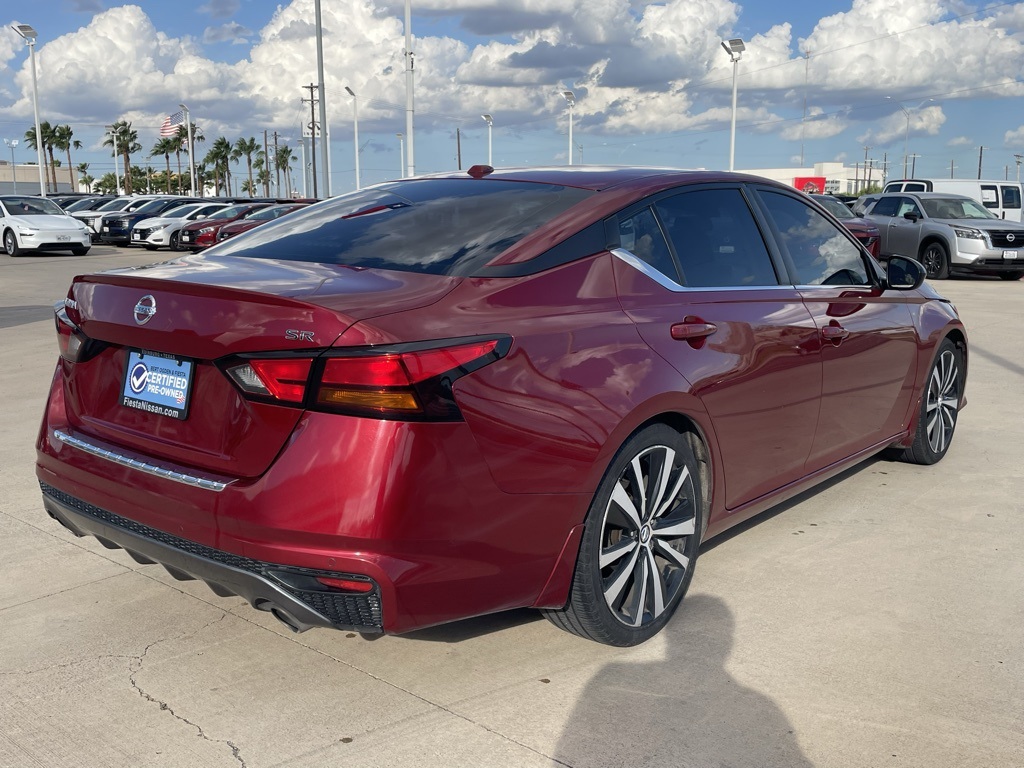 2022 Nissan Altima 2.5 SR photo 2
