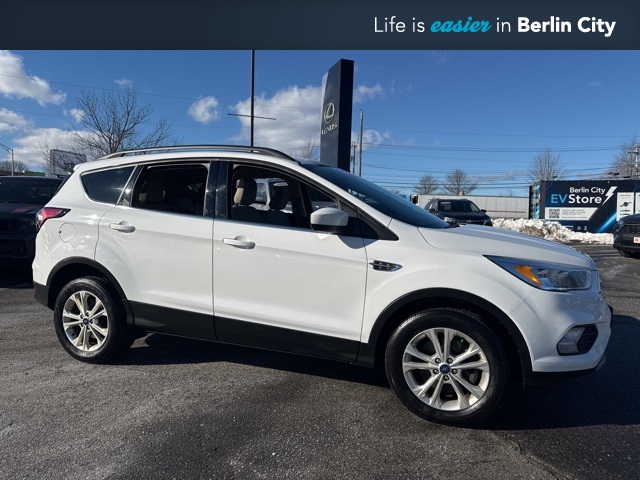 2018 Ford Escape SE's photo