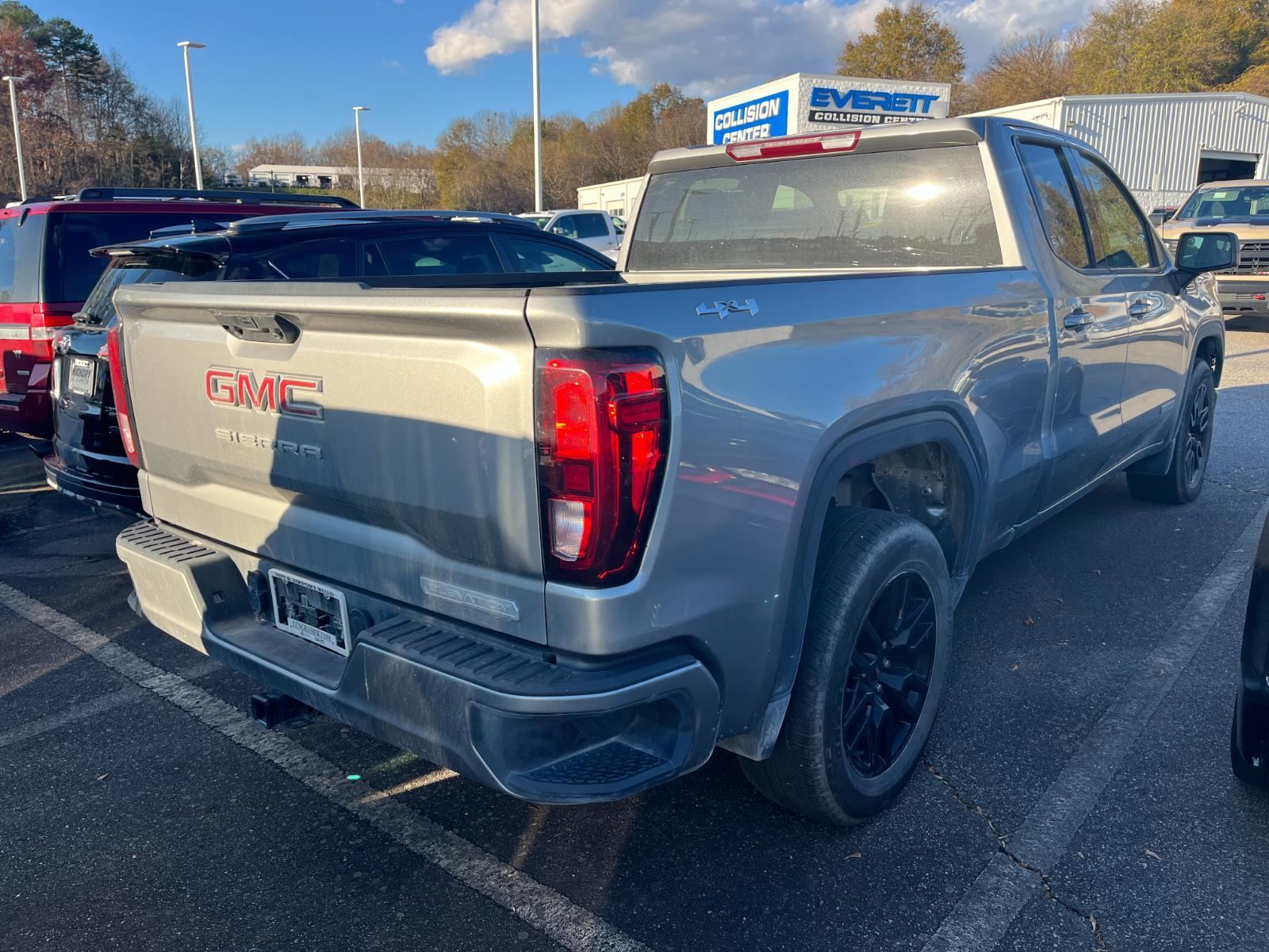 2023 Gmc Sierra 1500 Elevation photo 3