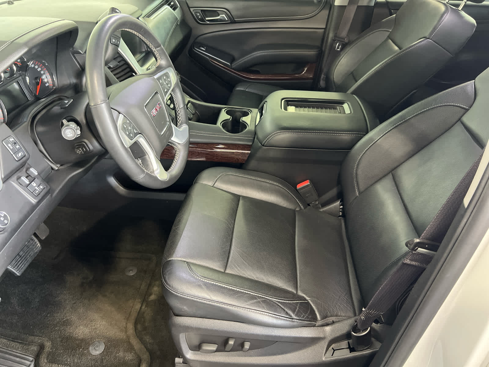 2016 Gmc Yukon XL SLT photo 9