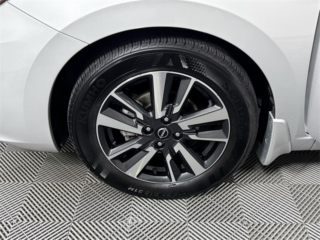 2024 Nissan Versa 1.6 S photo 4