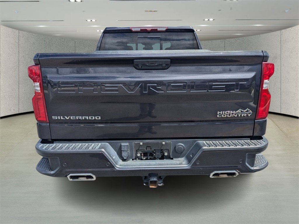 2023 Chevrolet Silverado 1500 High Country photo 4
