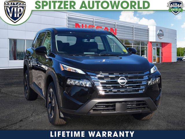 2026 Nissan Rogue SV's photo