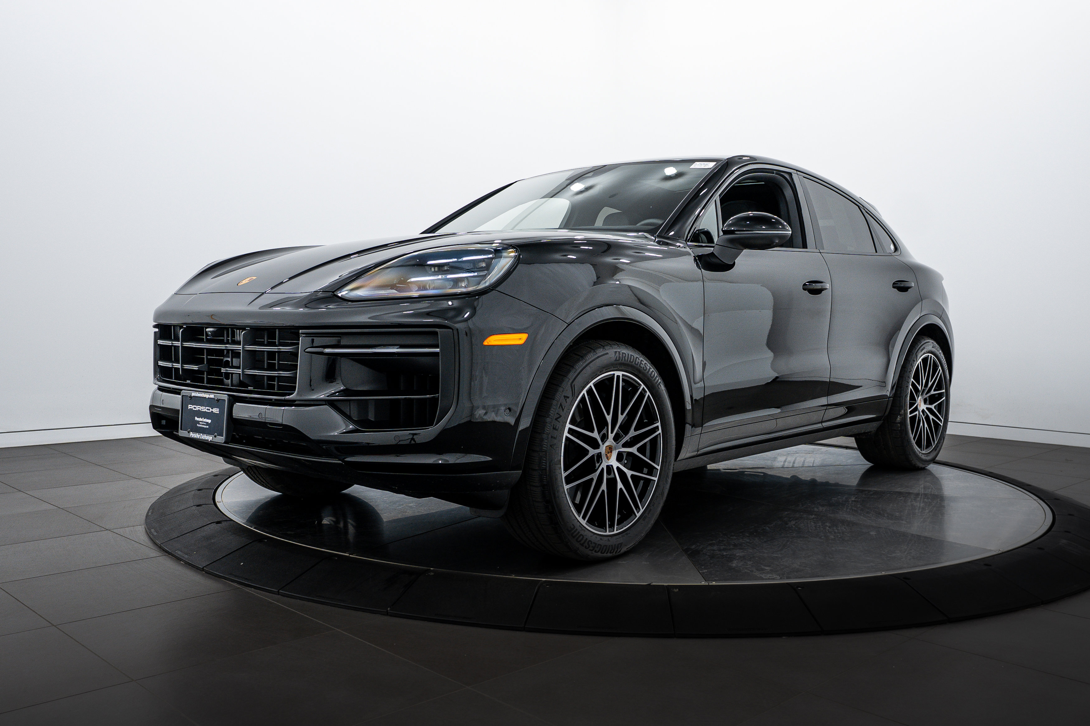 2025 Porsche Cayenne Coup Base