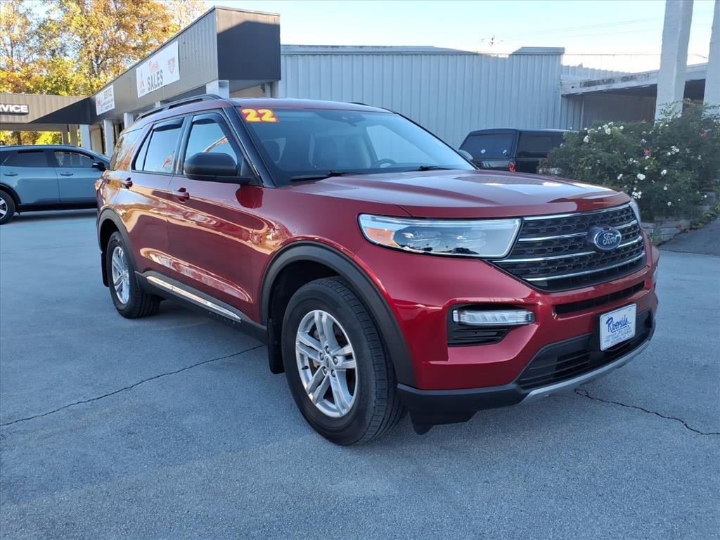 2022 Ford Explorer XLT's photo