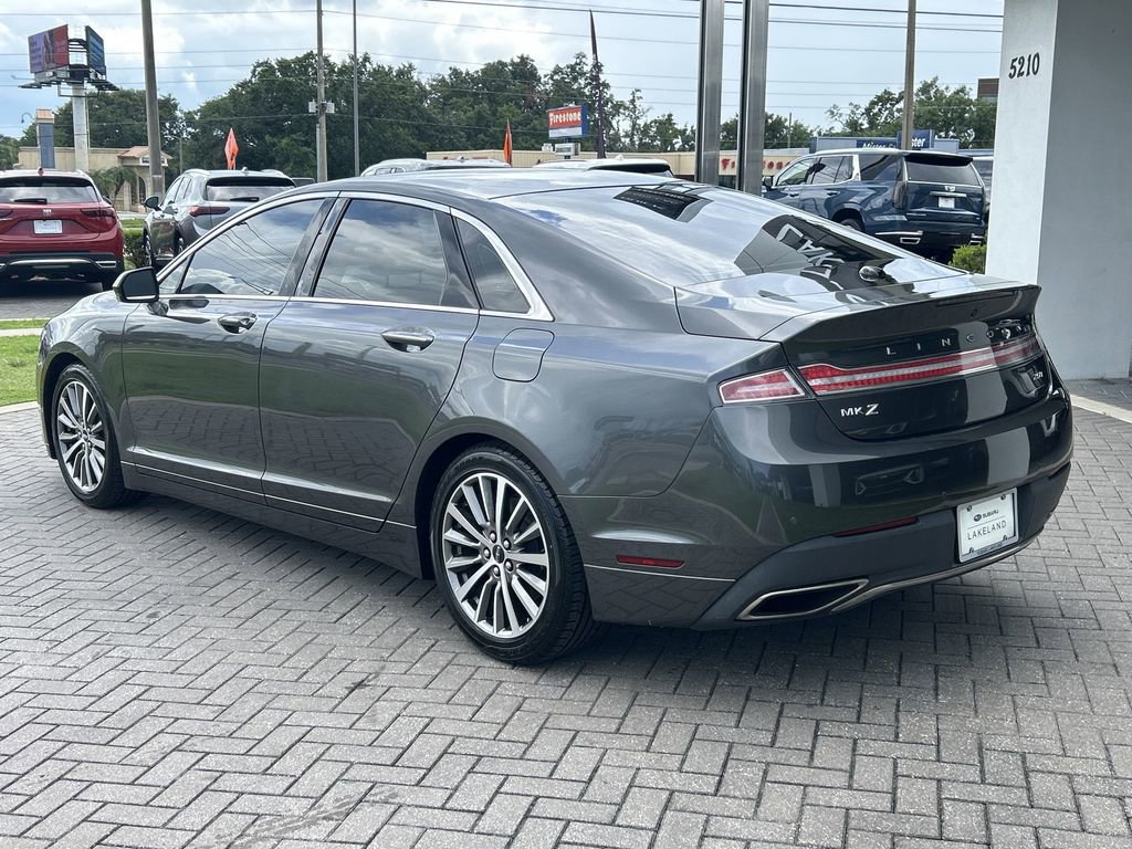 2020 Lincoln MKZ Standard photo 4