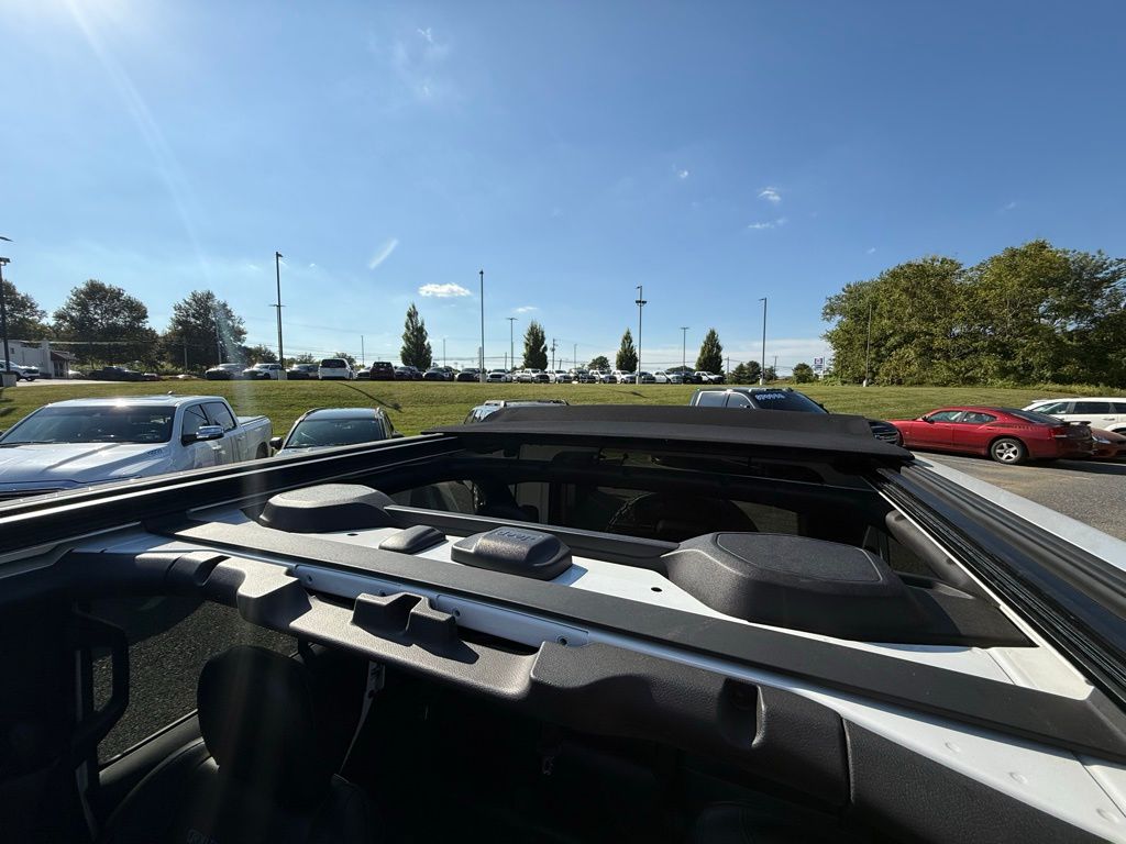 2021 Jeep Wrangler Unlimited Rubicon 4xe photo 10