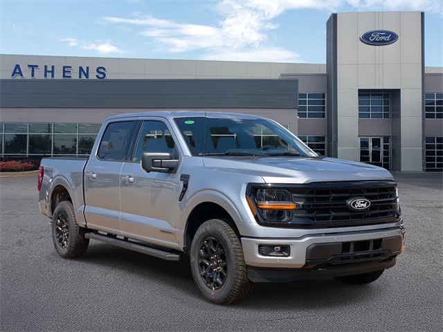 2025 Ford F-150 XLT's photo