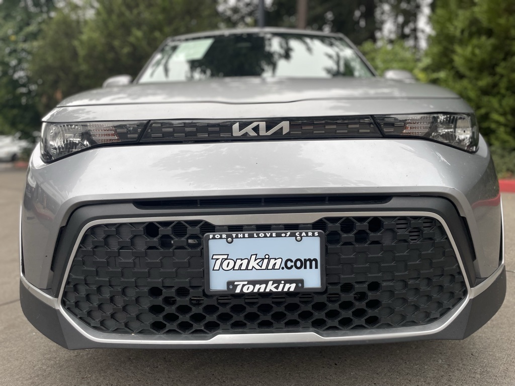 2023 Kia Soul LX photo 3