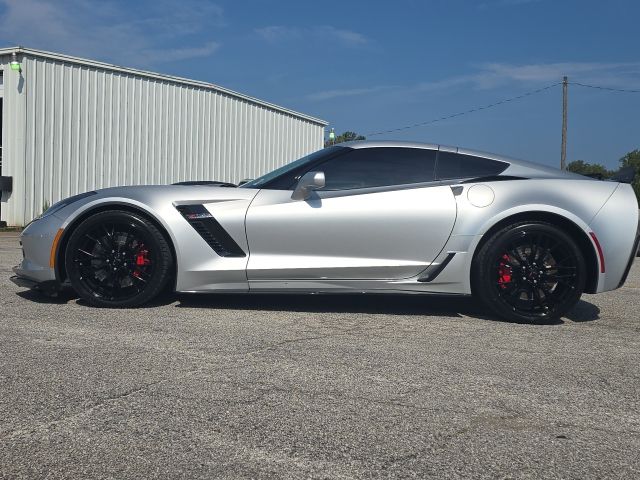 2016 Chevrolet Corvette Z06 2LZ photo 2
