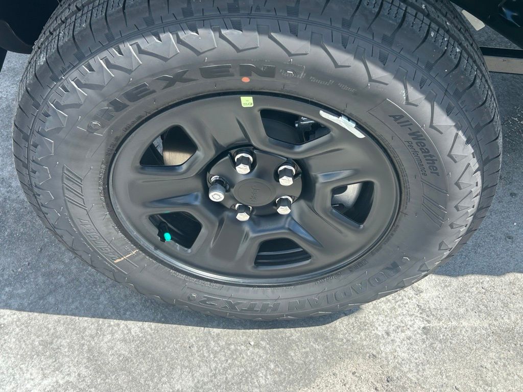 2025 Jeep Wrangler Sport photo 15