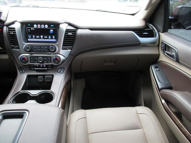 2017 Chevrolet Tahoe LT photo 12