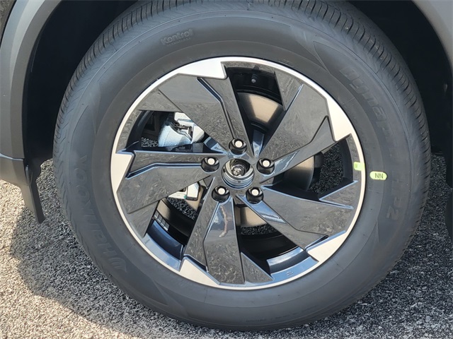 2026 Nissan Rogue SV photo 8