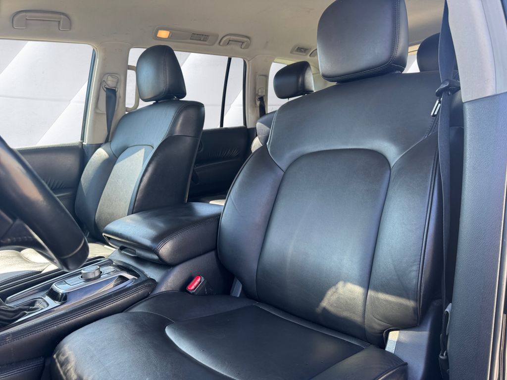 2021 Nissan Armada SV photo 8
