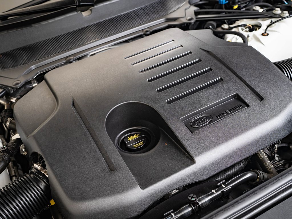 2023 Land Rover Discovery S R-Dynamic photo 33