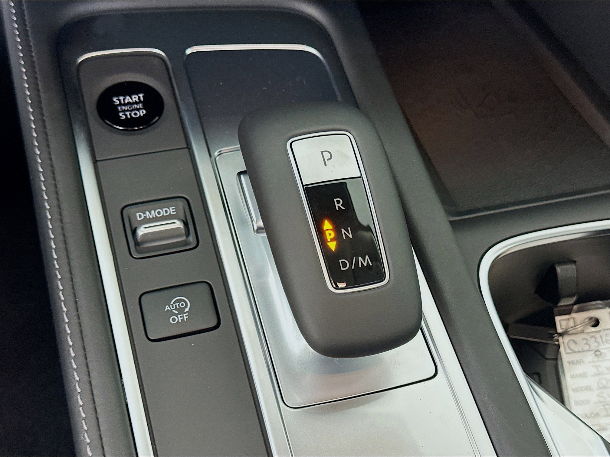 2026 Infiniti QX60 Luxe photo 13