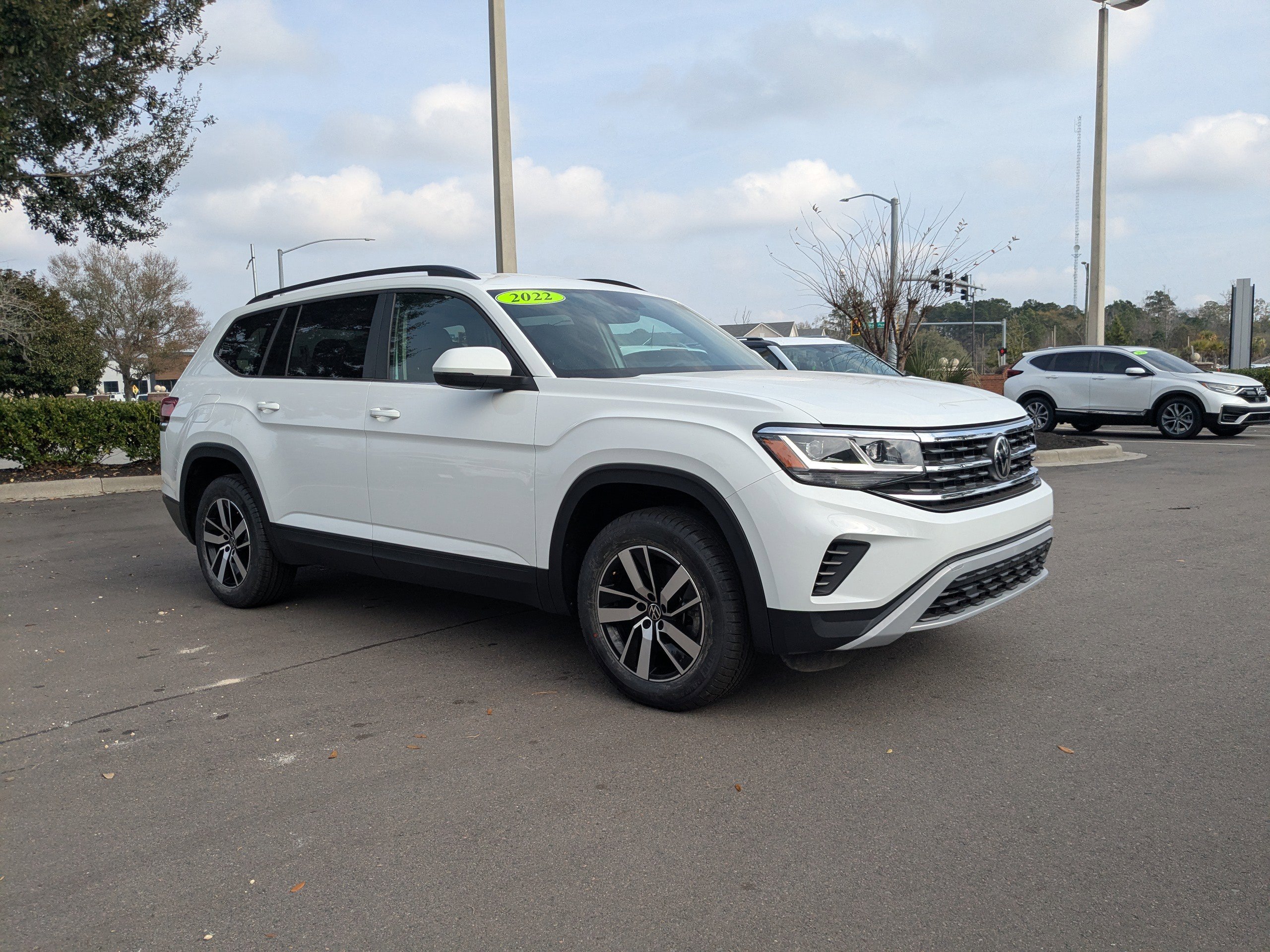2022 Volkswagen Atlas SE's photo