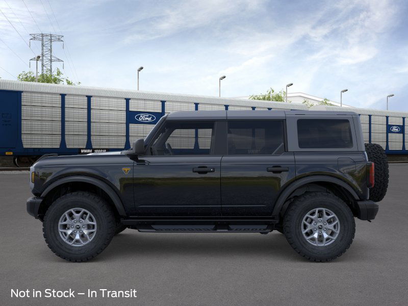 2025 Ford Bronco Badlands photo 3