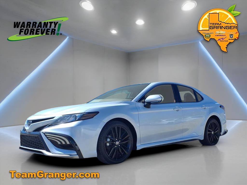 2021 Toyota Camry XSE photo 3