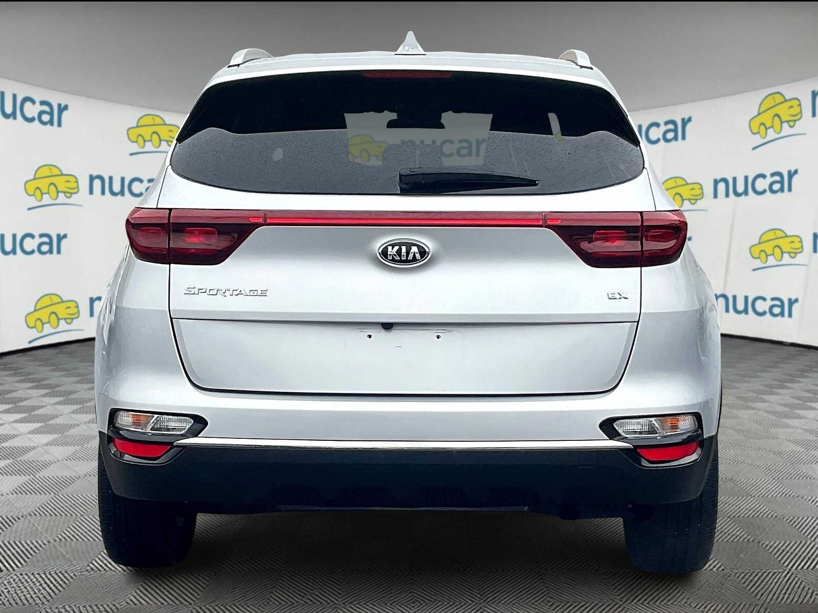 2020 Kia Sportage EX photo 2