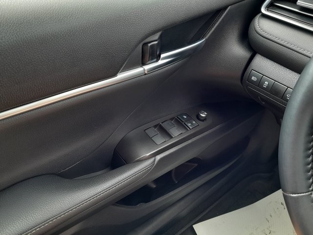 2021 Toyota Camry XSE photo 33