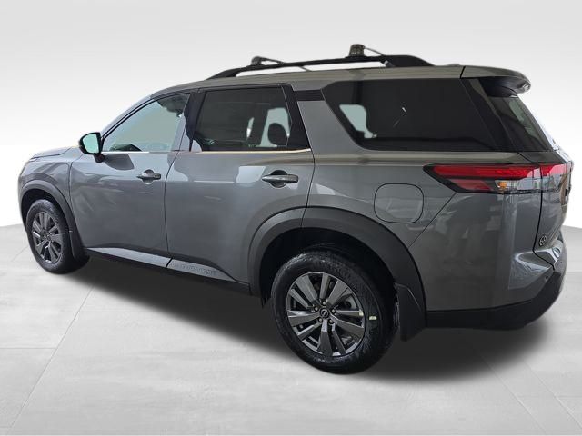 2025 Nissan Pathfinder SV photo 3