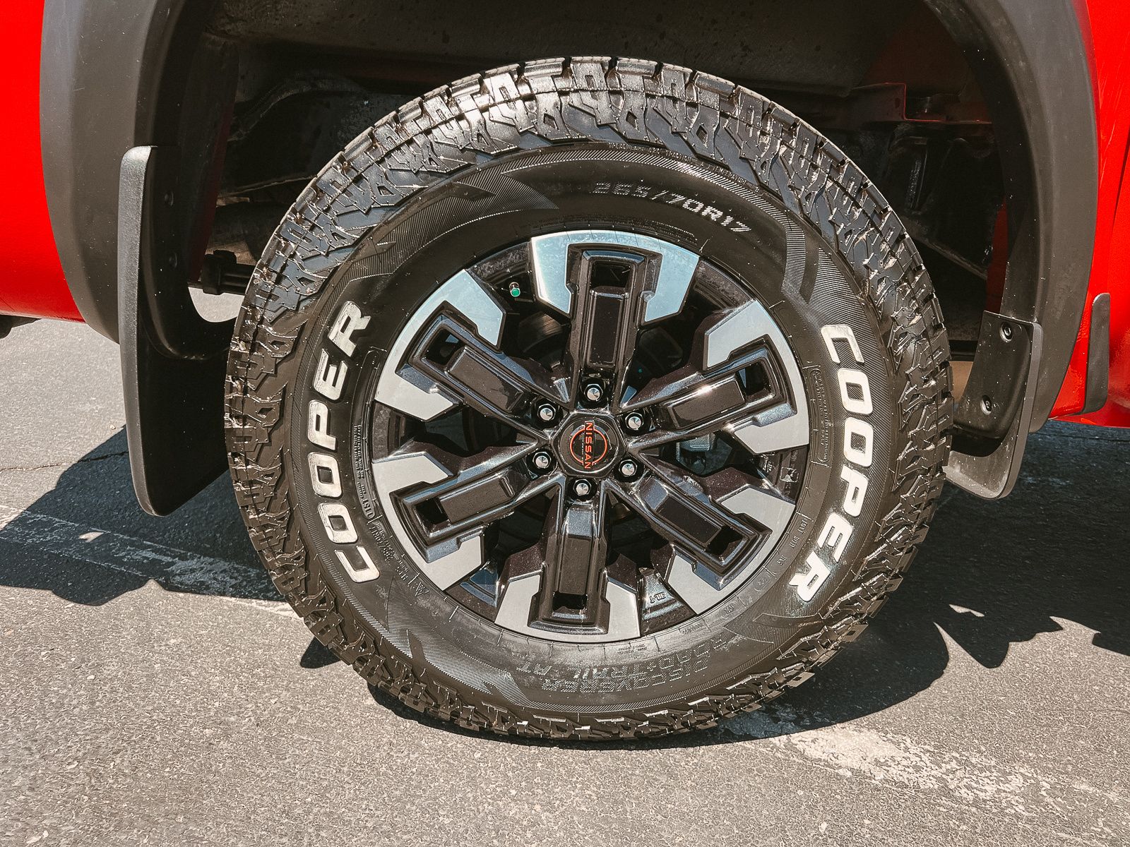 2024 Nissan Frontier PRO-4X photo 11