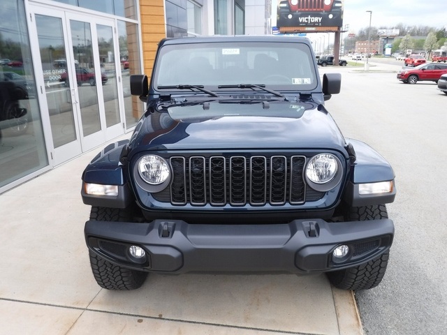 2025 Jeep Gladiator Sport photo 4