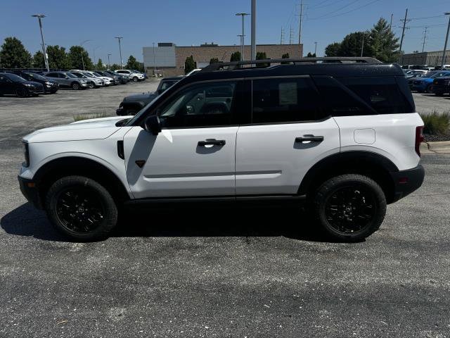 2025 Ford Bronco Sport Outer Banks photo 2
