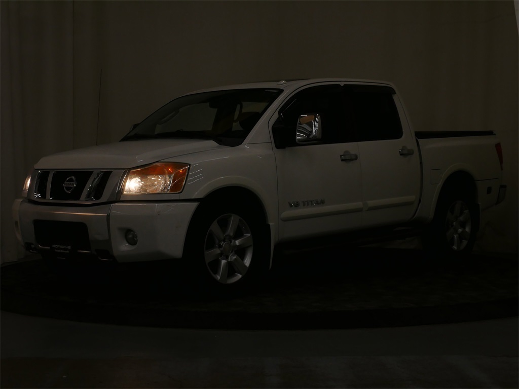 2011 Nissan Titan SL