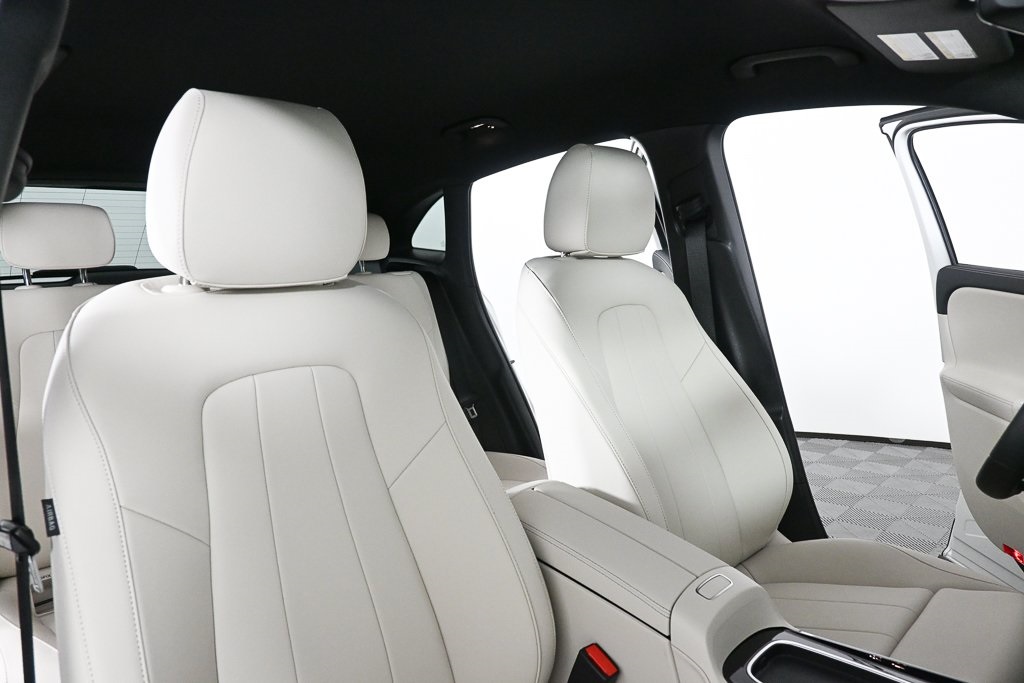 2025 Mercedes Benz GLA 250 photo 21