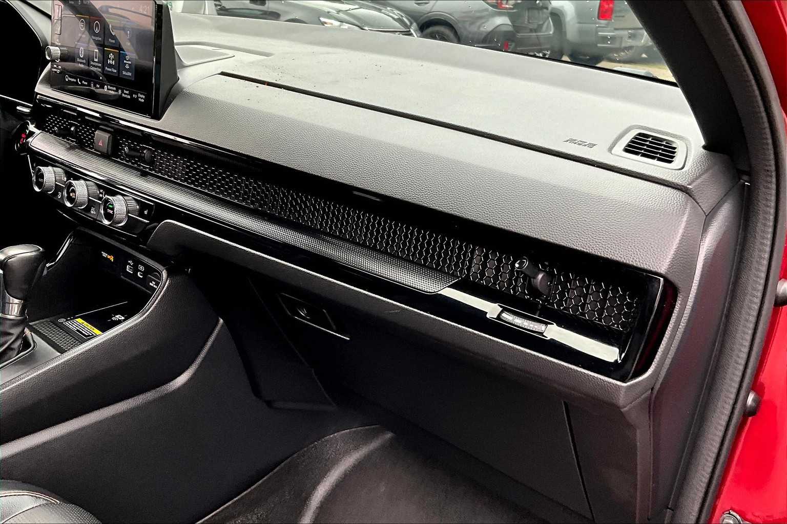 2023 Honda CR-V Hybrid Sport Touring photo 16
