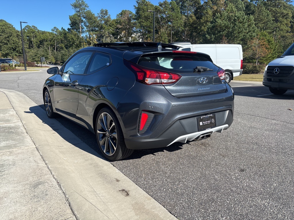 2020 Hyundai Veloster 2.0L Premium photo 4