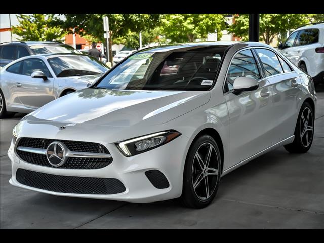 2021 Mercedes Benz A 220 4MATIC photo 4