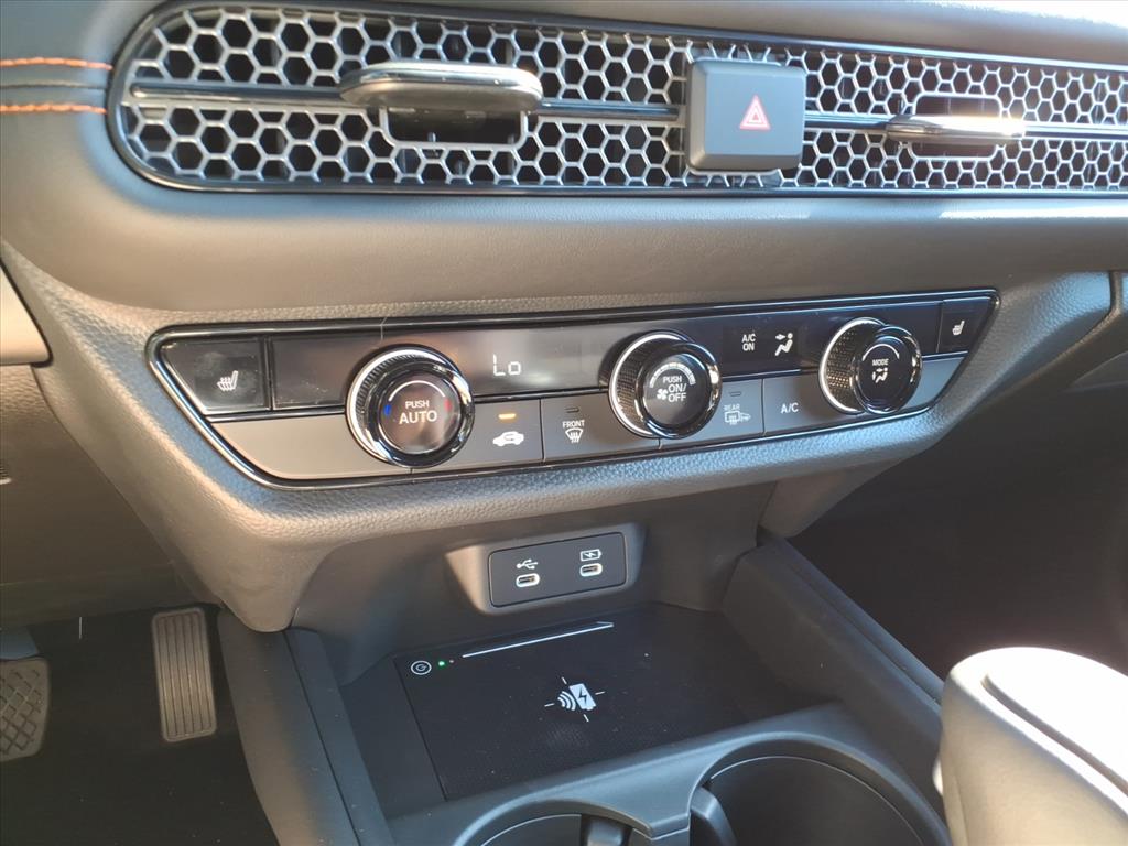2026 Honda HR-V Sport photo 9