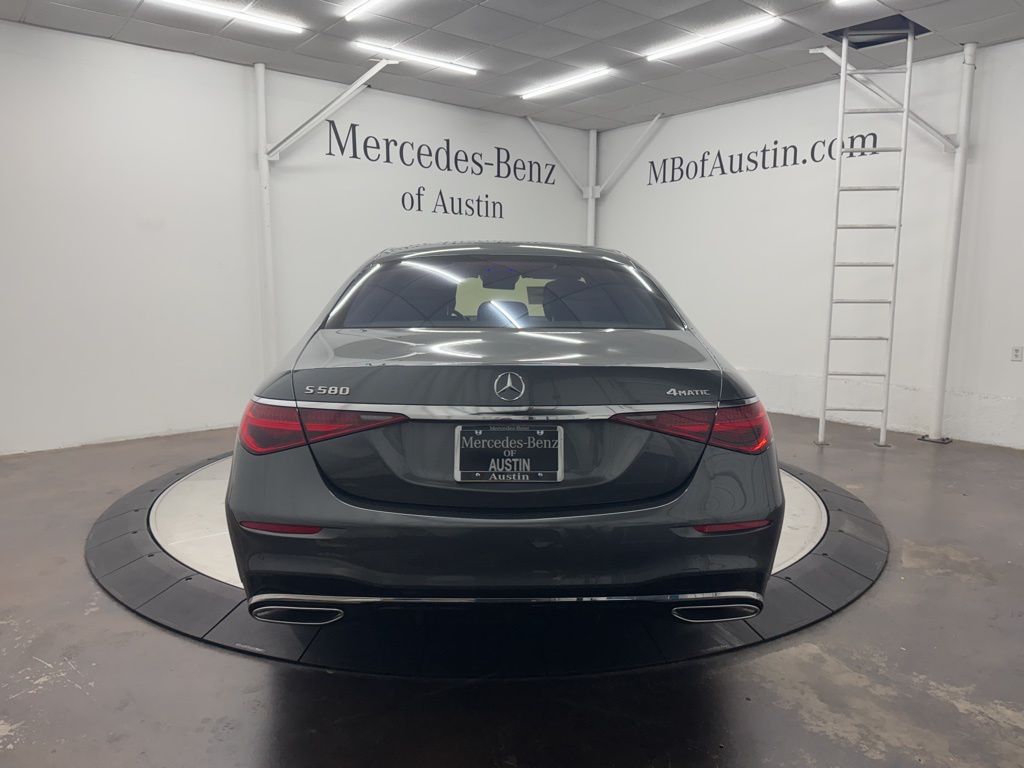 2026 Mercedes Benz S 580 4MATIC photo 3