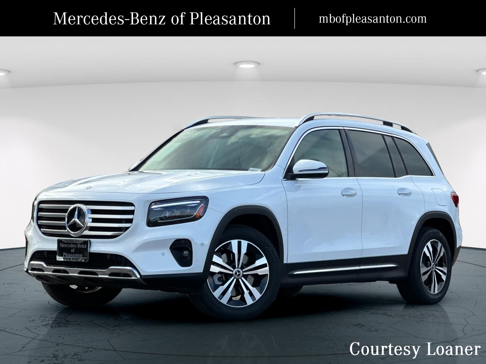 2025 Mercedes-Benz GLB Base's photo