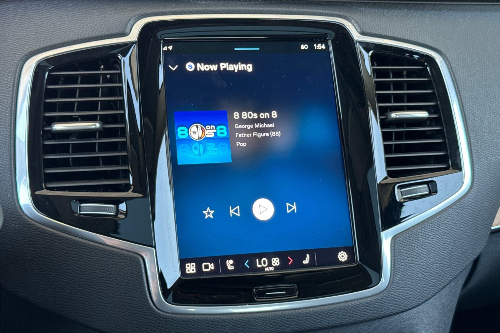 2024 Volvo XC90 Recharge T8 Plus photo 22