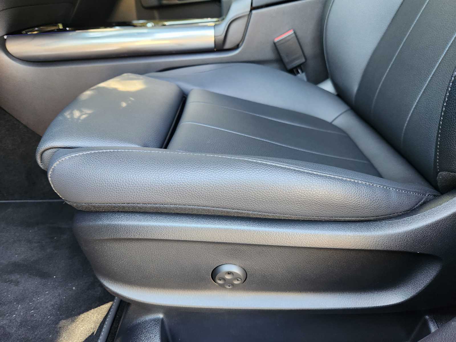 2025 Mercedes Benz GLA 250 photo 20