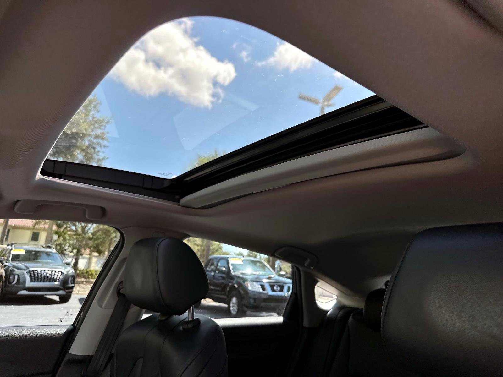 2023 Acura Integra Base photo 20