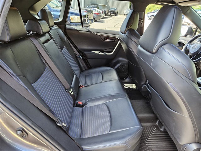 2020 Toyota RAV4 Hybrid XSE photo 15
